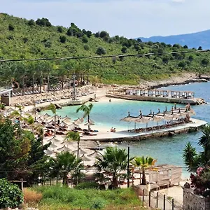 Rraku , Saranda Albania